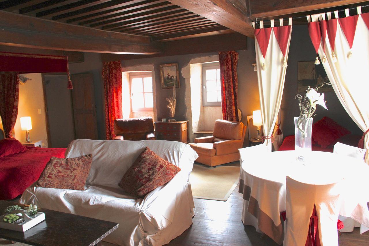 Gothique Cafe Otel Baume-les-Messieurs Dış mekan fotoğraf