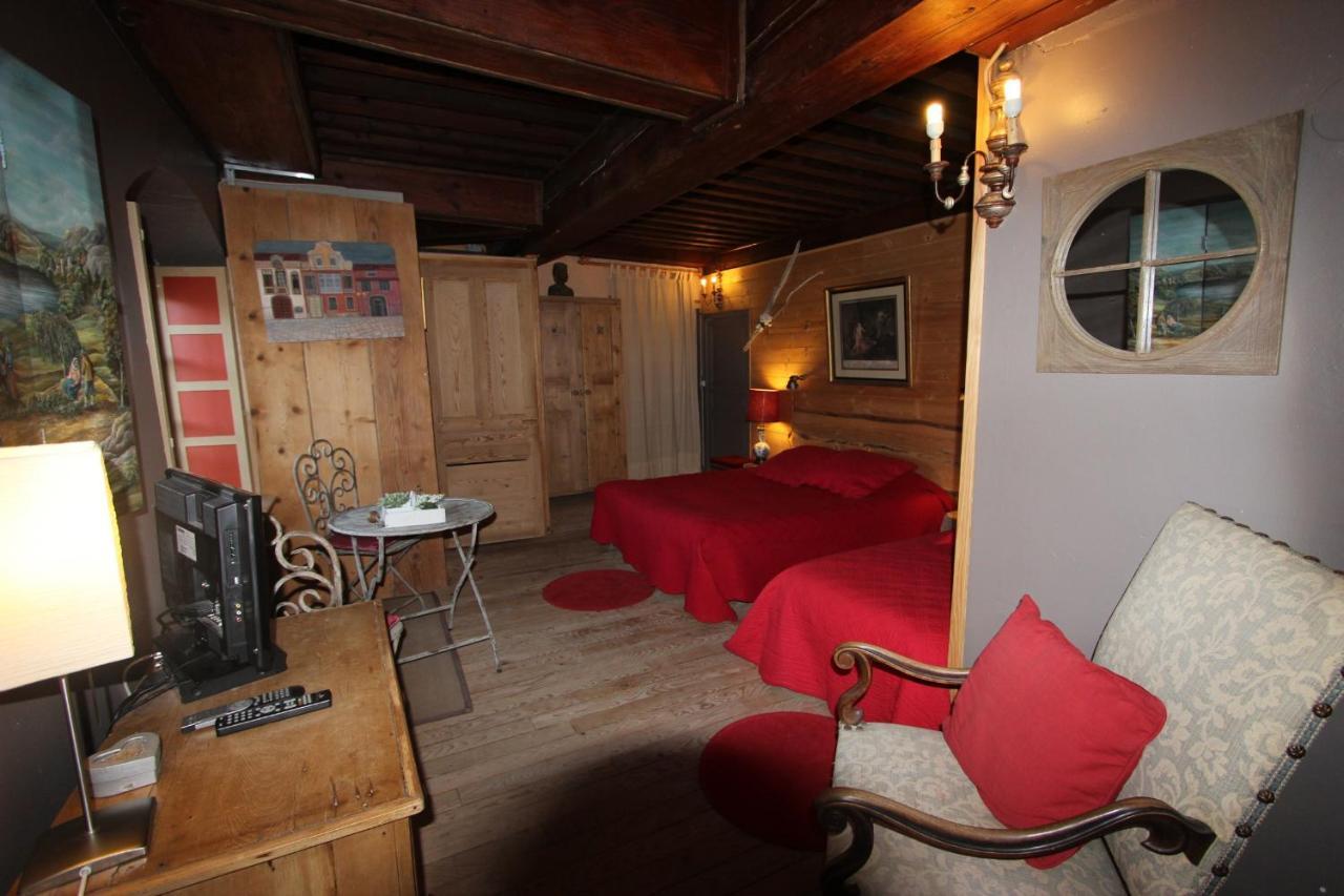 Gothique Cafe Otel Baume-les-Messieurs Dış mekan fotoğraf