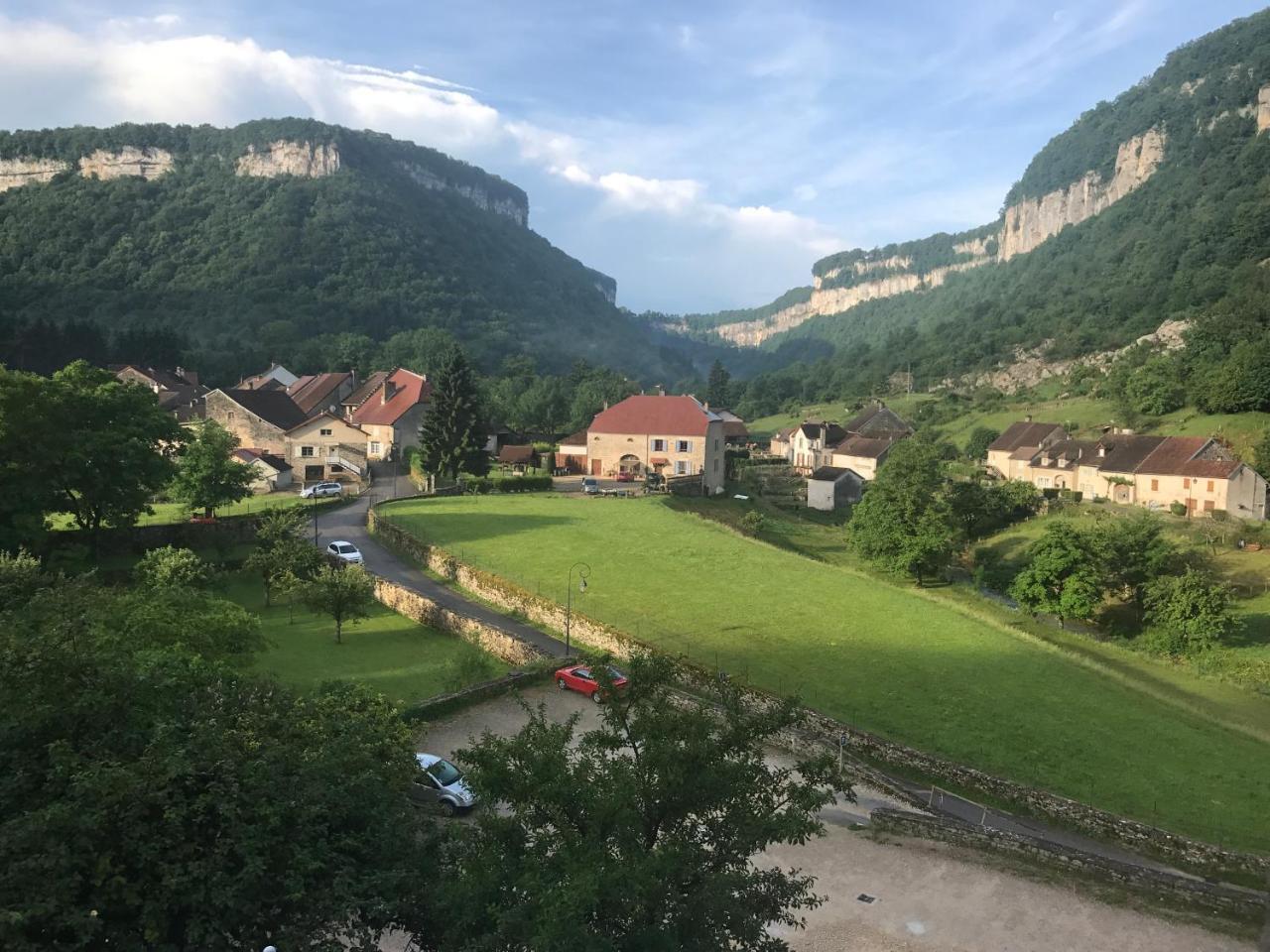 Gothique Cafe Otel Baume-les-Messieurs Dış mekan fotoğraf